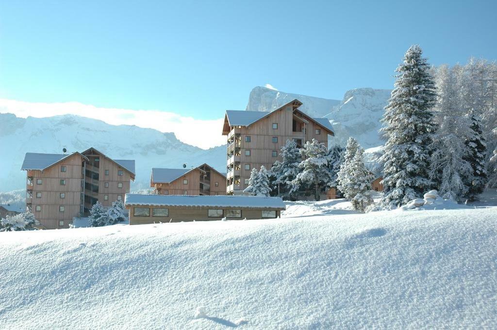 Ancolie 23 Les Chalets De Super D Saint-Étienne-en-Dévoluy Exterior foto